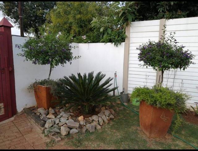 7 BEDROOM HOUSE FOR SALE IN CLAYVILLE